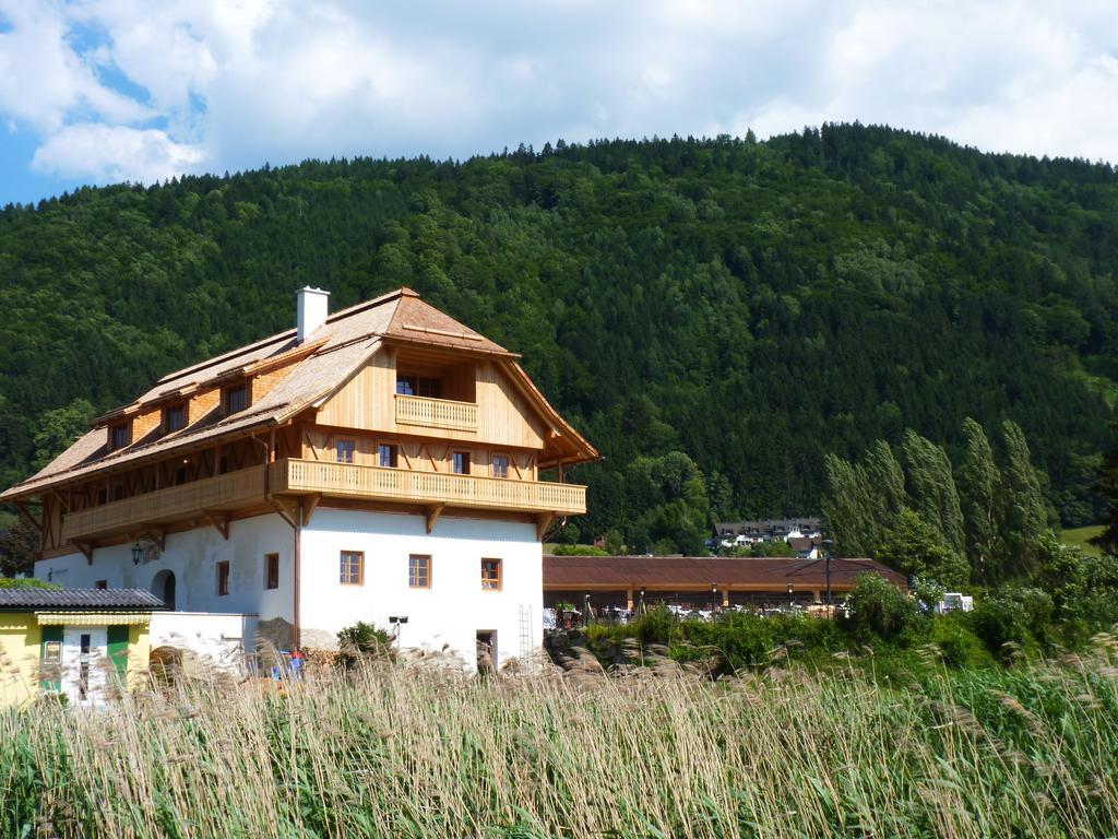 Stiftsschmiede Ossiach Hotel ภายนอก รูปภาพ