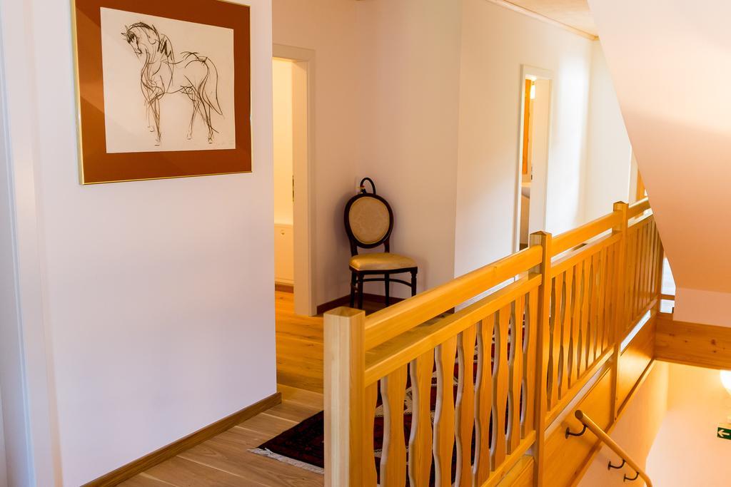 Stiftsschmiede Ossiach Hotel ภายนอก รูปภาพ